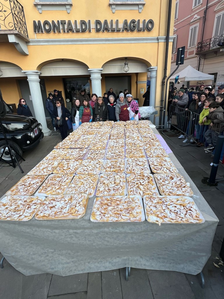 f96a1dd5-ea28-493e-aa7a-5c0f5e60e815